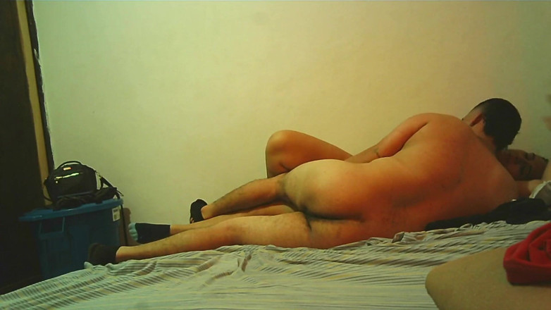 Ruxxxo18: Ця багата латина Горді Бана висмоктує все моє молоко
