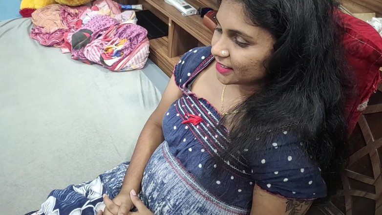 Vaigavarun Feet romance: Feet Lick Romance