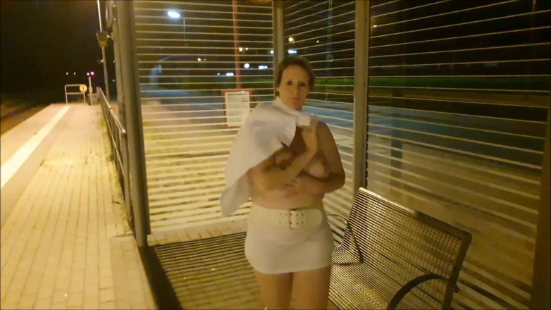 UserBitch1: Am făcut sex pe peron
