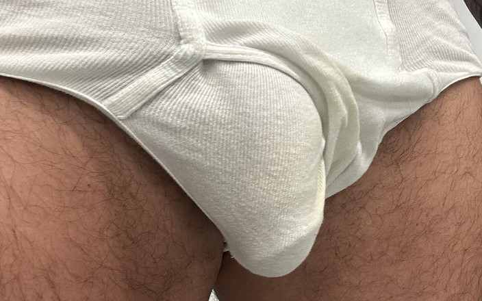 Rex Victor: Přizpůsobení bílých kalhot