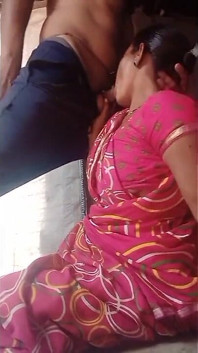 Desi Bhabhi Lund Chusai Desi Bhabhi Ki Chudai