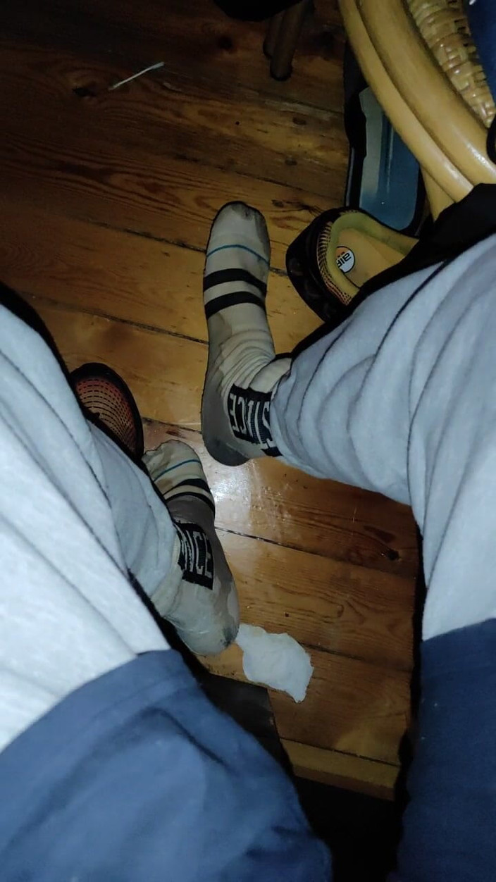 SmokedAlloy2: Dirtyjunkbro को पेशाब करने के लिए शौचालय की आवश्यकता नहीं है। वह इसे हर जगह करता है! बड़ी गंदगी!