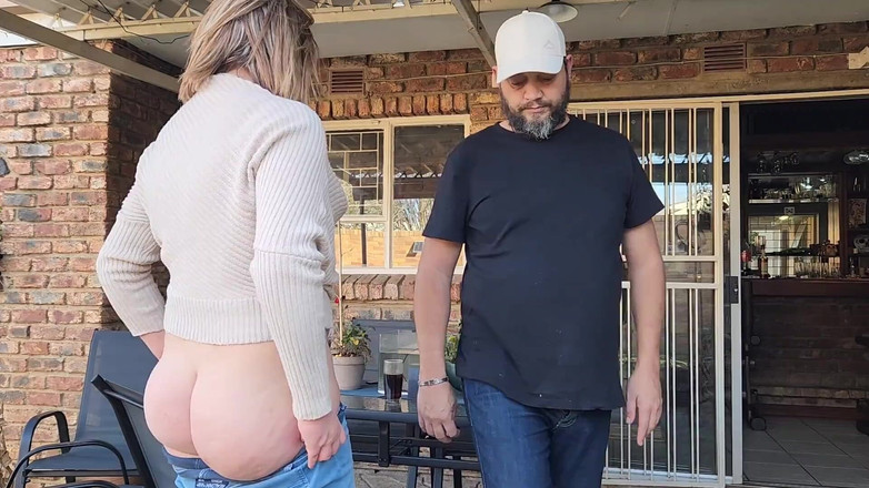 Sparowdox: Knullar mina vänner het fru utanför