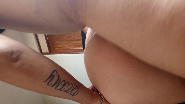 jo69sensualidadyplacer: 남편이 목욕하는 동안 불충실한 이웃