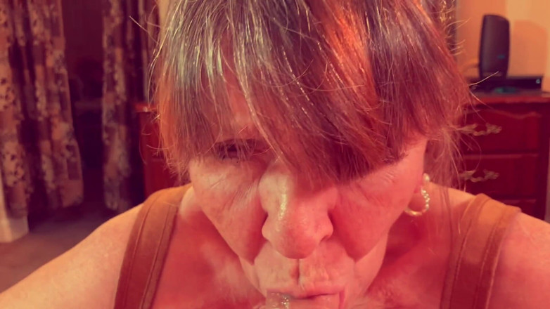 Carmen Angel: La quadruple soirée de sperme de mamie Bambi