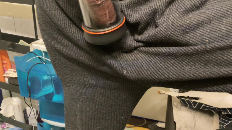 Xela86: Ngocok kontol pompa