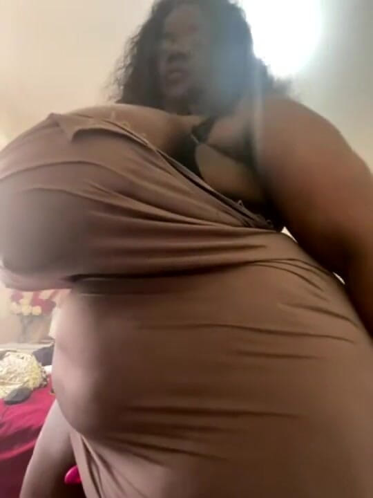 Legendary Booty Overdose: Lactating BBW MILF Tits Worship &amp; Milking