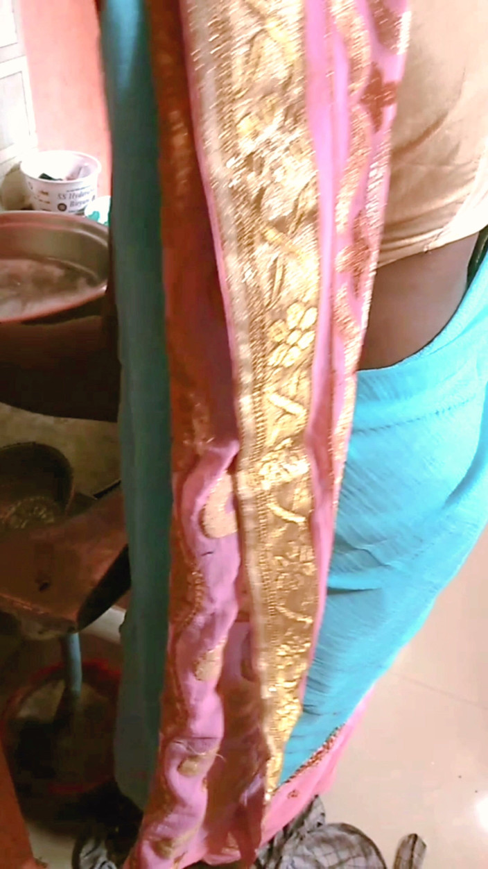 RenuRaj: Desi Tamil huismeid in petticoat beha schoonmaken en wilde omgekeerde...