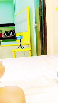 Sofia Ansari yine yeni viral video izlemeli