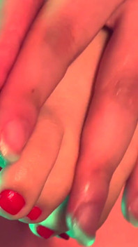 Meneando Los Dedos De Los Pies Y Extendiéndose Para Tu Placer