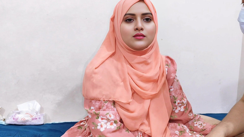Angel Surovi Lata: Indická bhabhi se sexuálním videem Devor.