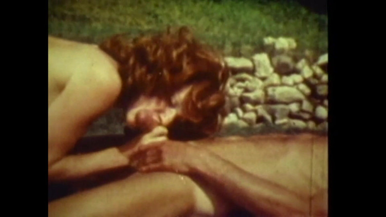 Vintage megastore: Merle Michaels abre as pernas