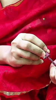 Indiana seksi yenge kocasının erkek kardeşiyle sikişiyor