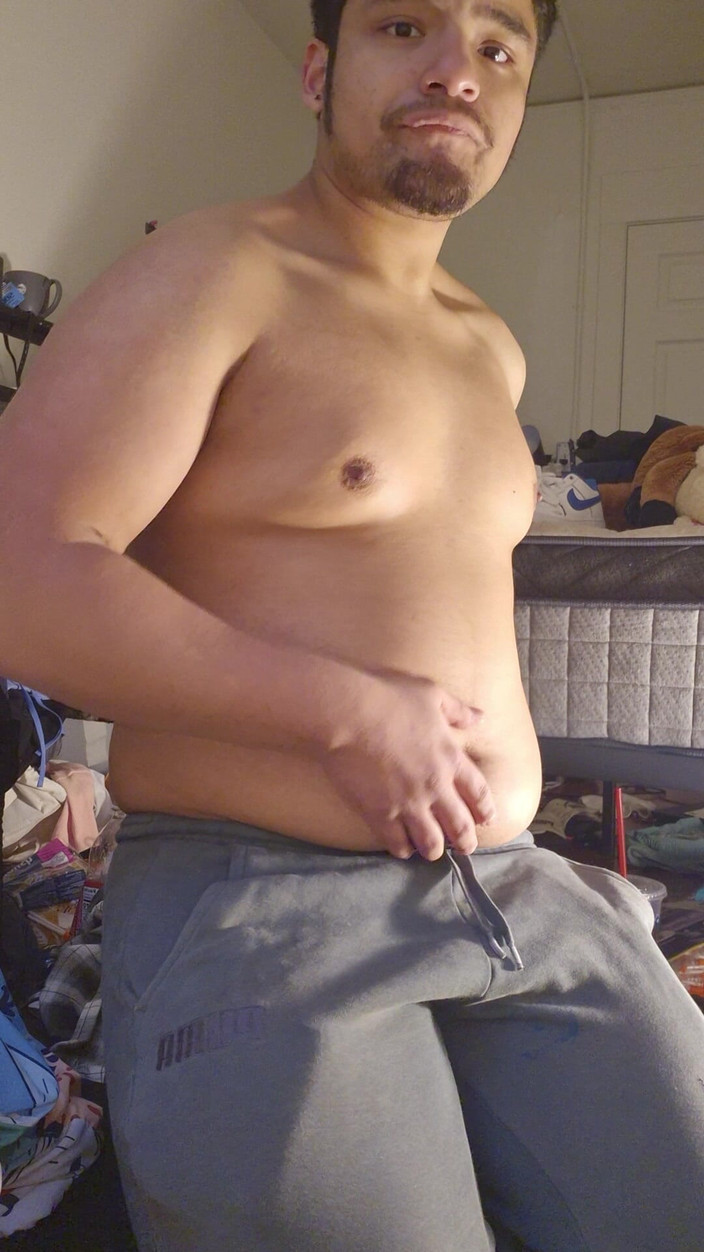 NakyJoss: Ginger Ale, chugging