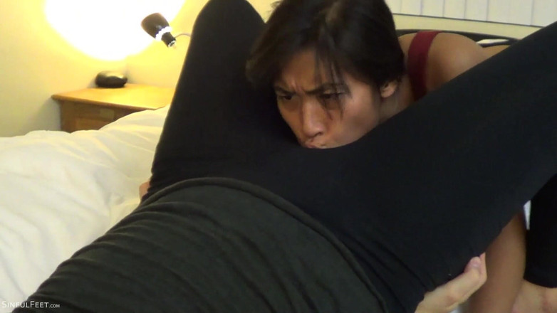 Sinn Sage: Lesbo in leggings