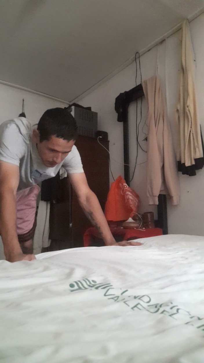 Carass: Nahý sex