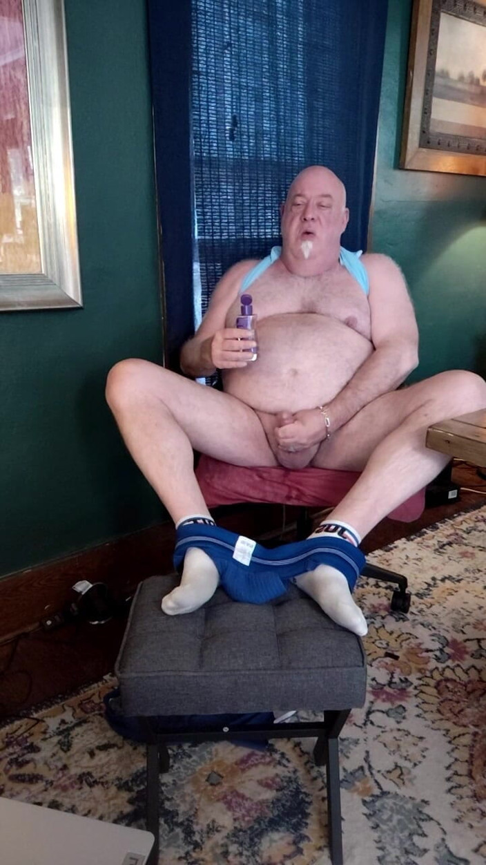beardaddychub: Pancutan lisan pada kamera