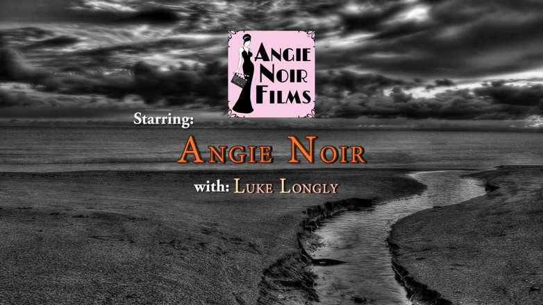 Angie Noir: Angie Noir ile üvey annesini sikme zamanı