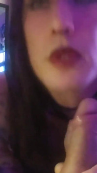 Slut Gets Facial