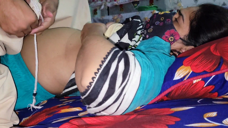 House 3: Pieprzyć bardzo gorącą i piękną młodą dziewczynę Nimra