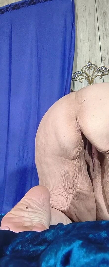 HerculesnVENUS: Blijf gaan stiefvader, ik sta op het punt om klaar...