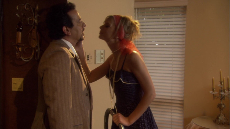 Luxurious sluts: There is much to be cleaned on this filthy maid