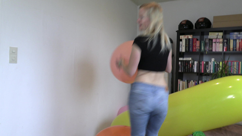 Blondehexe: Wenn Sie Auf Dicke Dinger Steht..