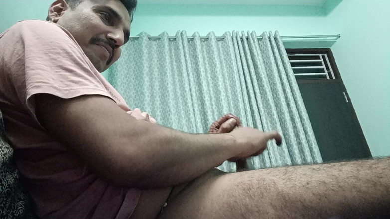 Rajasthani-old-lover: Masturbazione dello zio indiano