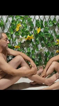 Sesimbralover dan Mel Mengisap Gresopio