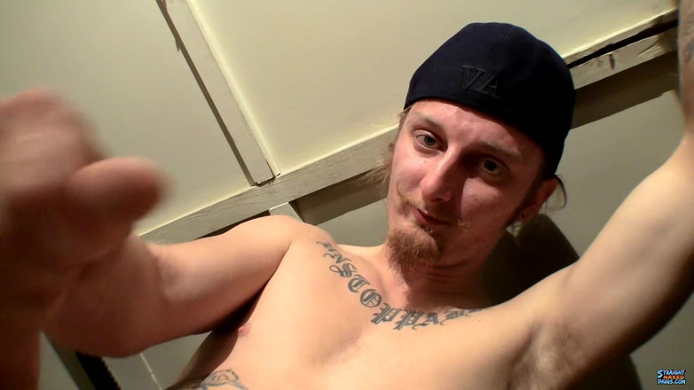 Straight naked thugs: Hetero thug Kenneth Cums Nad námi