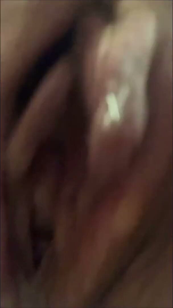 Elianna: 私のパンティーを盗む