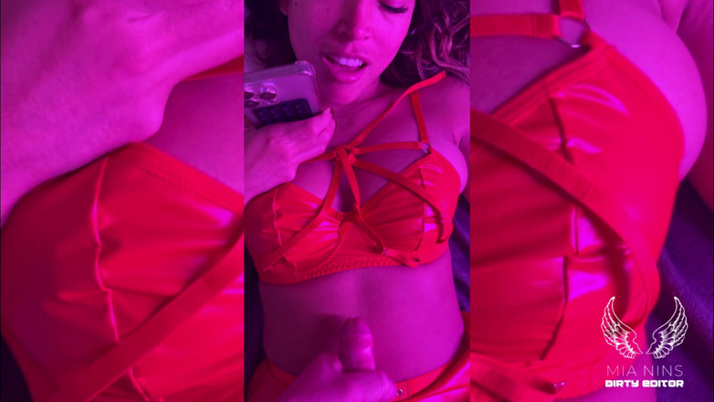Mianins: Red Latex Ignoră Curățarea Spermei cu Latina Mianins