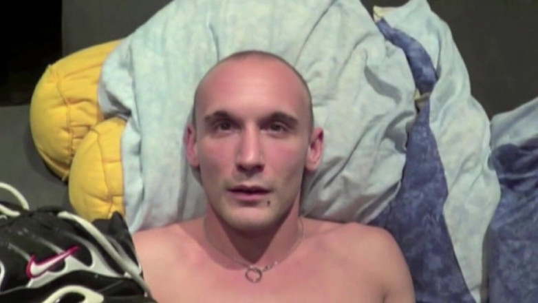 Gaybareback: สลัทโดนสกัลลี่บอยเย็ดสดทางเว็บแคม