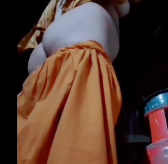 TricolorMusic3: Awek kampung seksi merakam mms bogelnya untuk buah dada panas