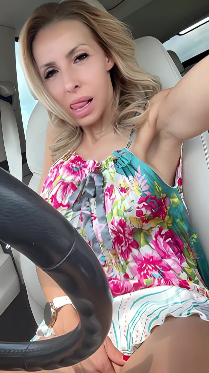 Diana Gabrovska: Diana Gabrovska MILF kundička