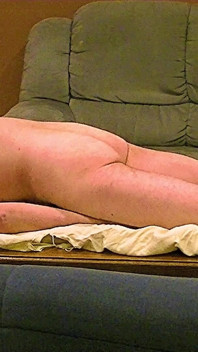 Masturbace na hrb se svlékáním na pódiu
