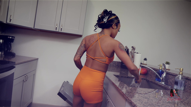 Red bottom productions: Kontol adalah memasak memek itu