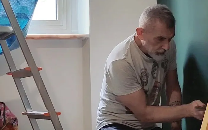 itapapixxl: Stepdad at Work Part 2! Who Wants to Be Drilled by...