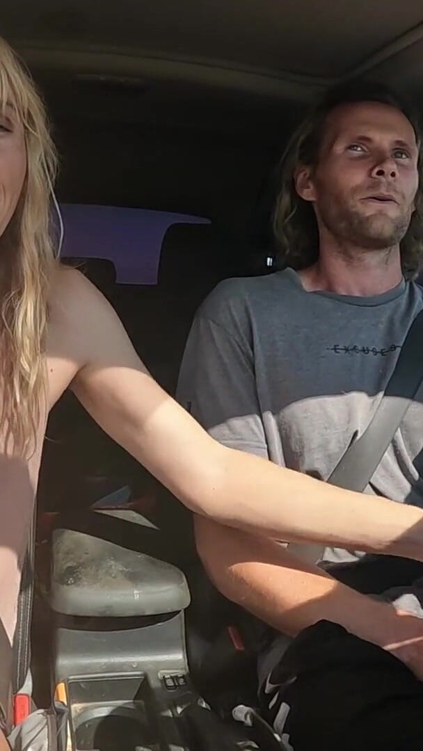 Sav Moolah: Une Blonde Sexy Avale Du Sperme Après Une Pipe