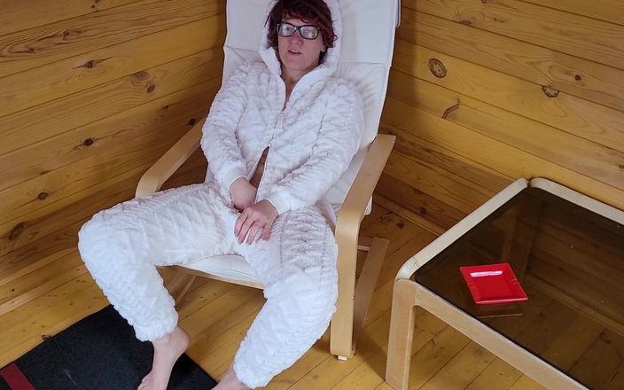 Popp Sylvie: Saunadan sonra sikişme zamanı