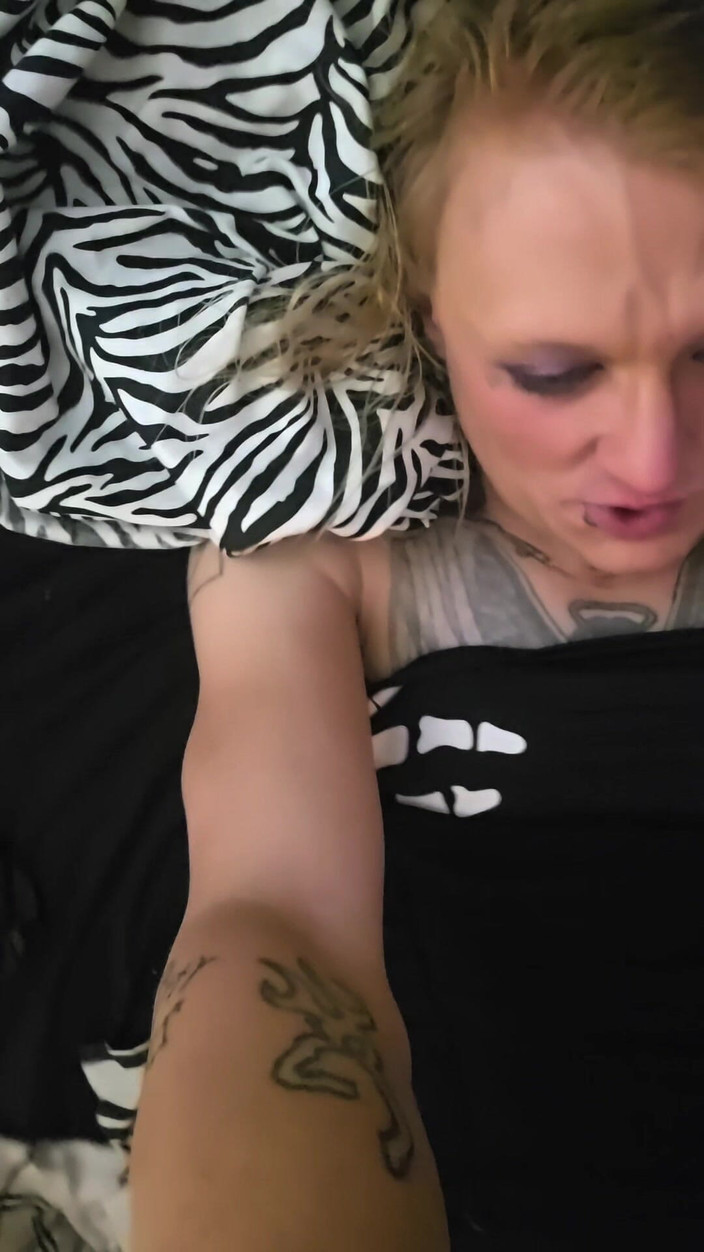 Lynn Kaotik: Trans děvka se udělá na její vlastní tvář