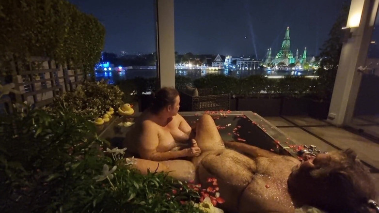 WeAreFukBunnies: Walić kutas w Bangkoku