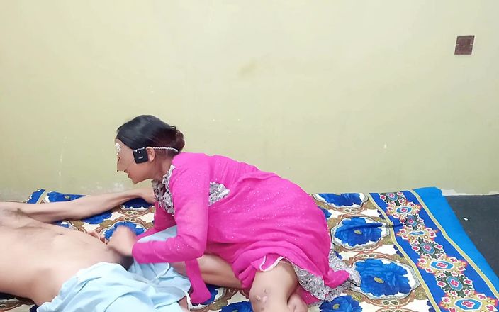 HotQueenPk: Setelah sekian lama desi bhabhi India disetubuhi seks doggystyle keras