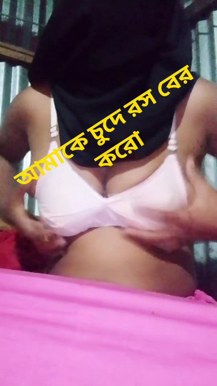 priyastar99: Sexy frau masturbiert mit ihrer hand - video