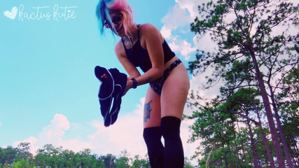 kactus kutie: Kute Hiker'ın İşemesi Gerekiyor