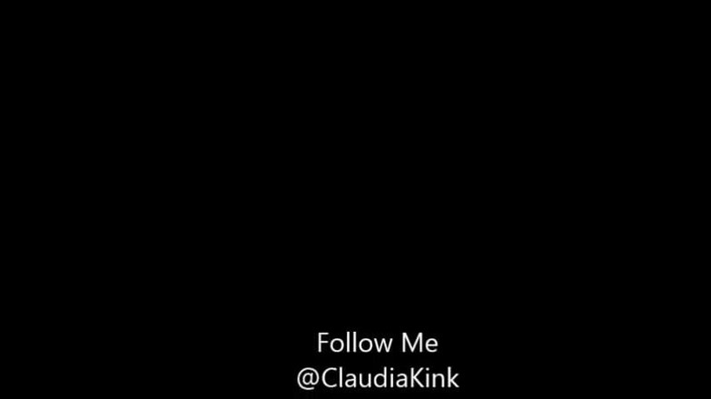 Claudia Kink: 라텍스를 입은 핫한 빨간 머리 펨돔