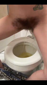 Standing up Piss Straight From My Huge Bush