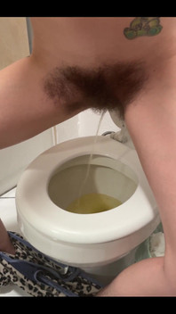 Standing up Piss Straight From My Huge Bush