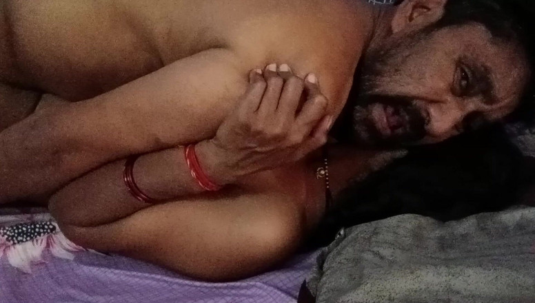 Kirankirati: Desi Gao-meisje heeft open seks in de stad