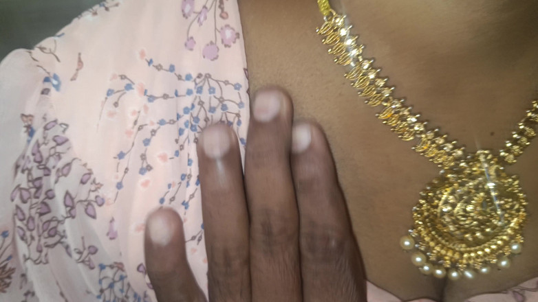 Laxi ammu: Ama de casa cocina caliente romance